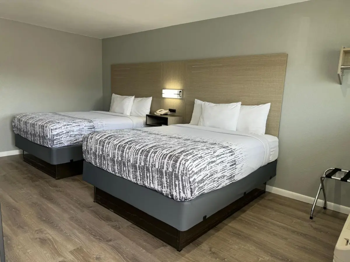 Copper Manor Motel Main image